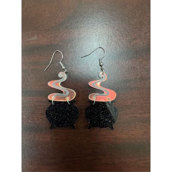 Cauldron with Iridescent Smoke Acrylic Dangle Earrings - Picture 4 of 4